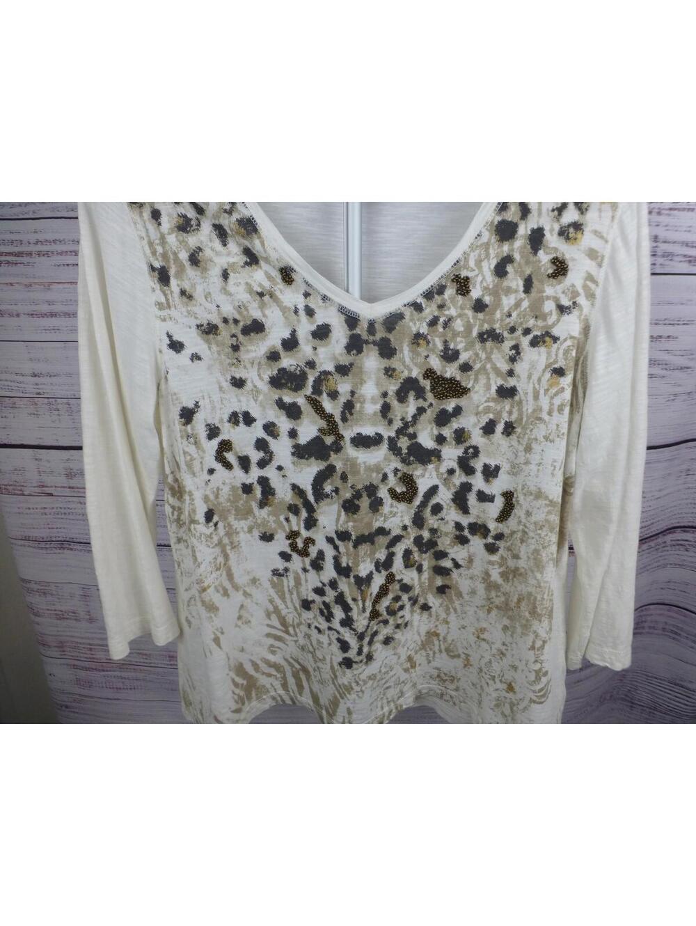 Weekends by Chico's Women's Top Size 2 (Large) Leopard Print V-Neck 3/4 J4 - Picture 4 of 9